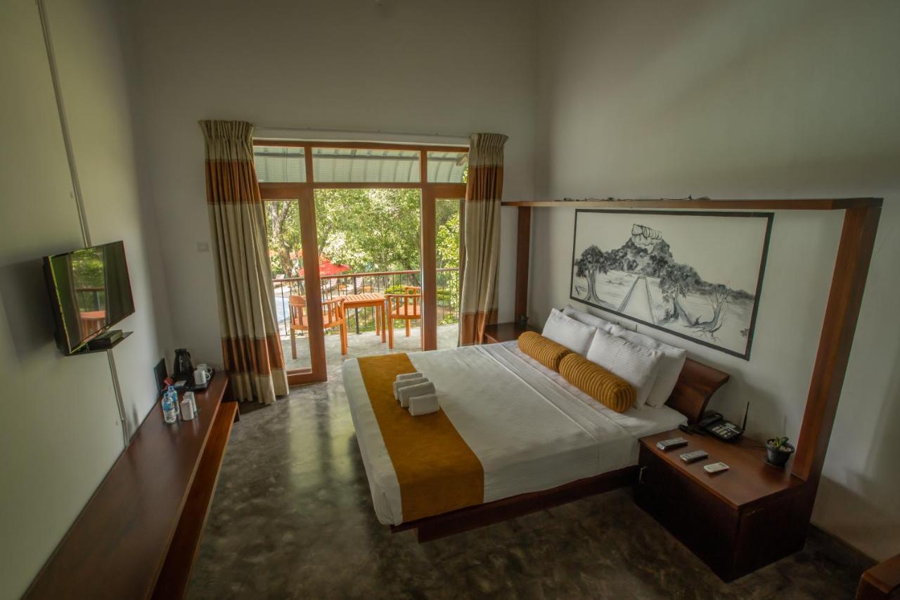Sigiriya Wewa Addara Hotel - Hotel By The Lake Exterior foto