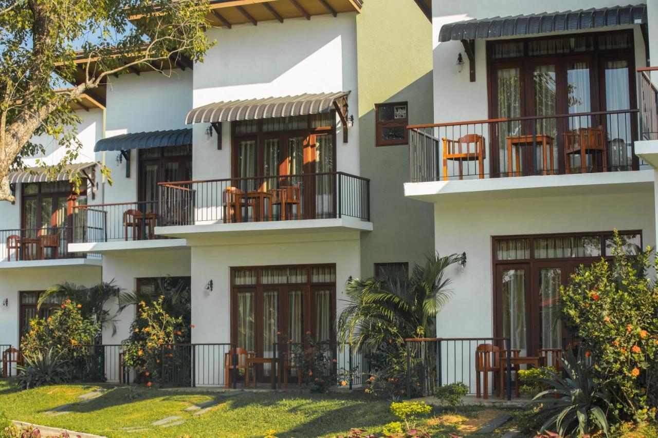 Sigiriya Wewa Addara Hotel - Hotel By The Lake Exterior foto