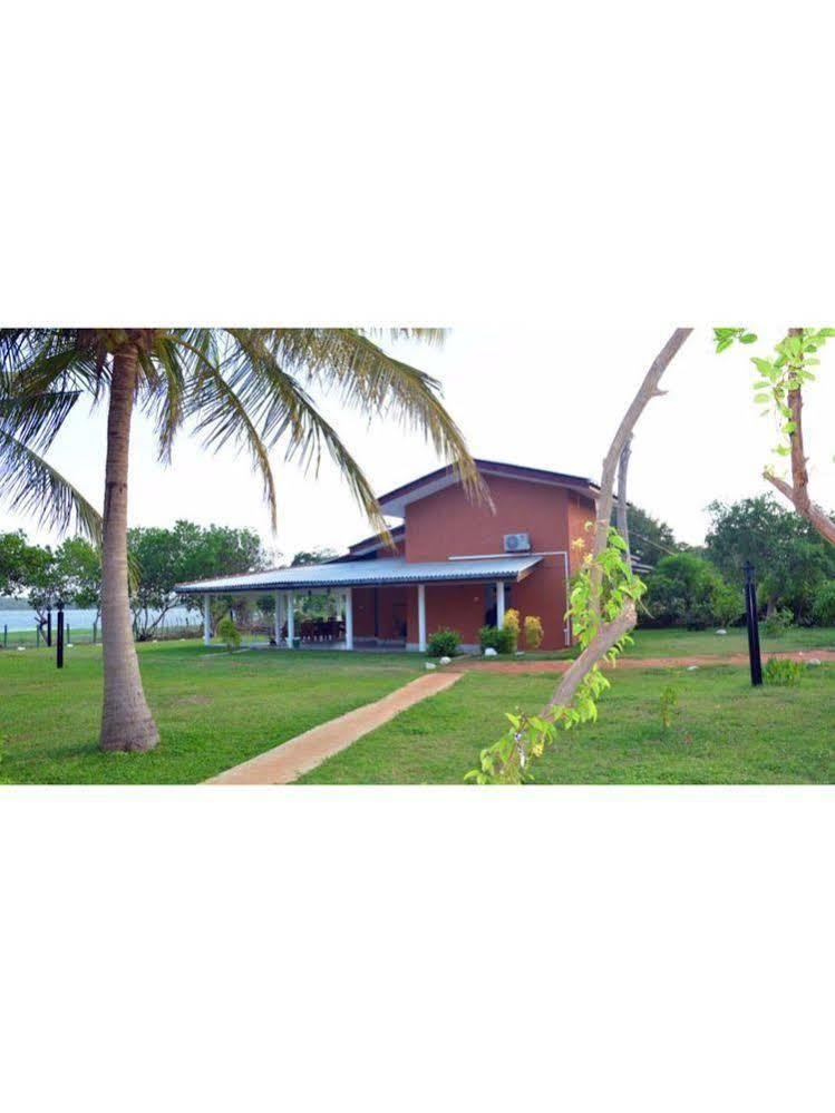 Sigiriya Wewa Addara Hotel - Hotel By The Lake Exterior foto