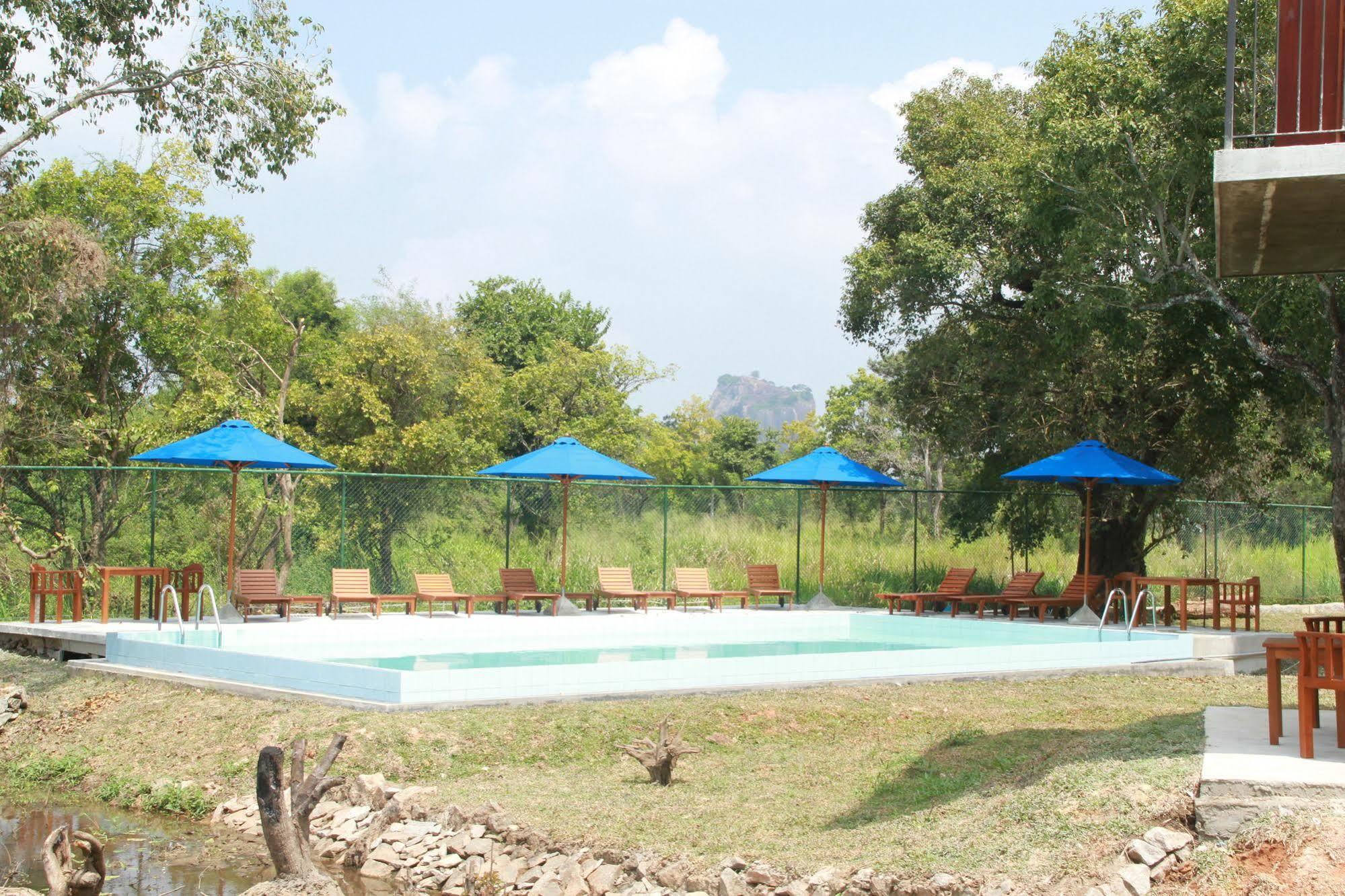 Sigiriya Wewa Addara Hotel - Hotel By The Lake Exterior foto